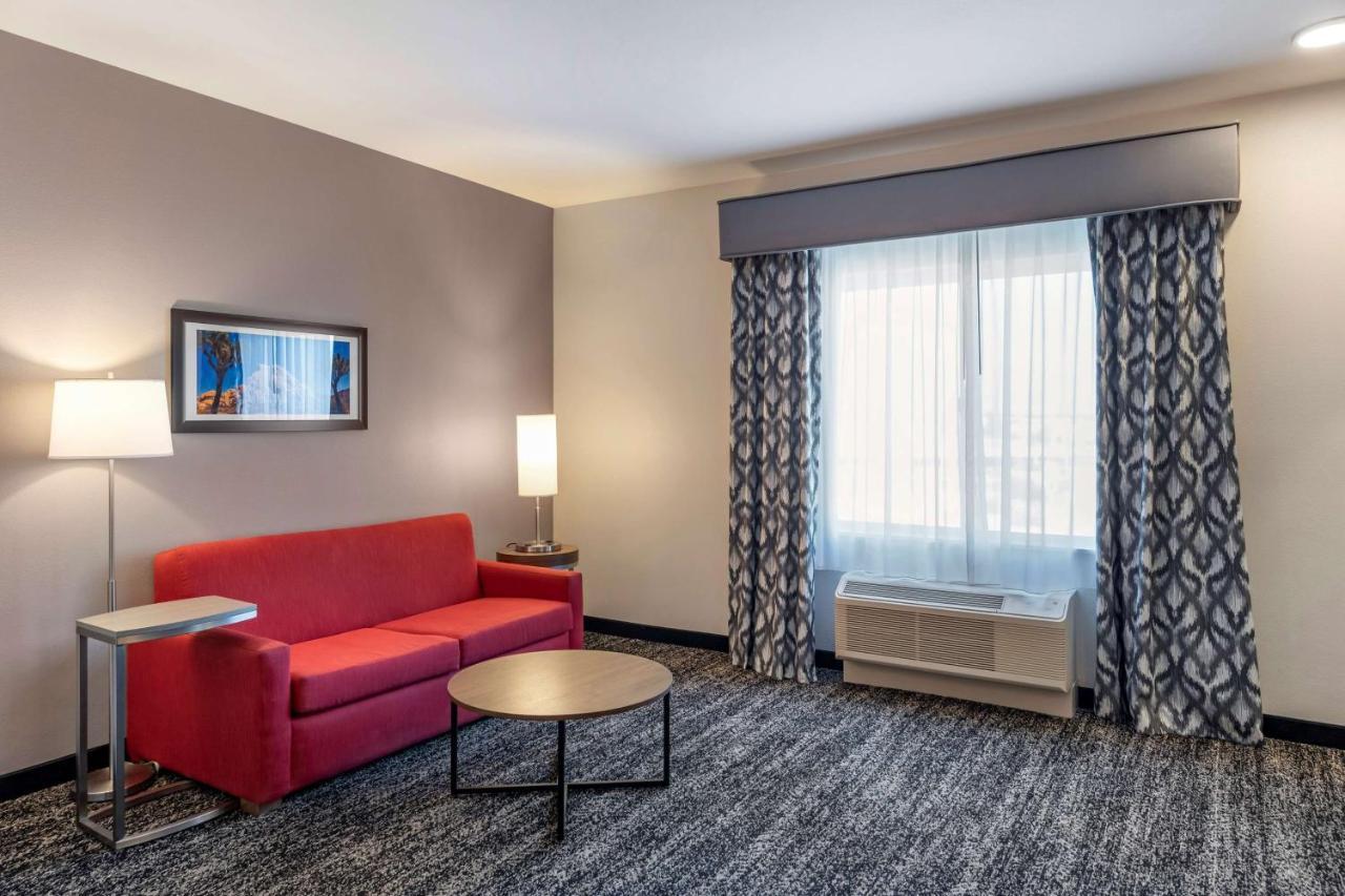 Best Western Plus Coachella Valley Inn & Suites Катидрал-Сити Экстерьер фото